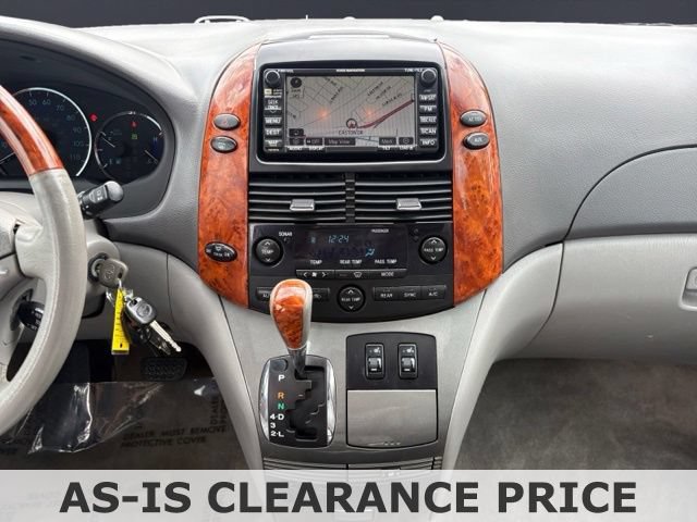 Used 2009 Toyota Sienna XLE Limited FWD image 10