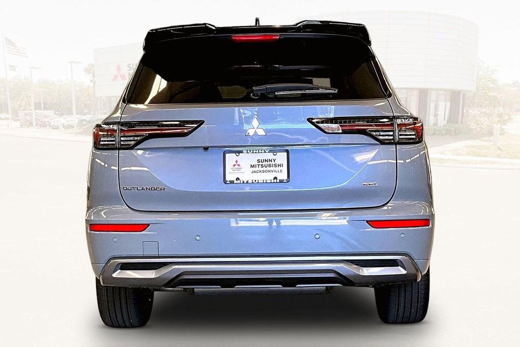 New 2026 Mitsubishi Outlander SEL image 4