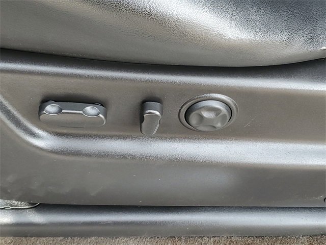 Used 2012 GMC Yukon Denali image 25