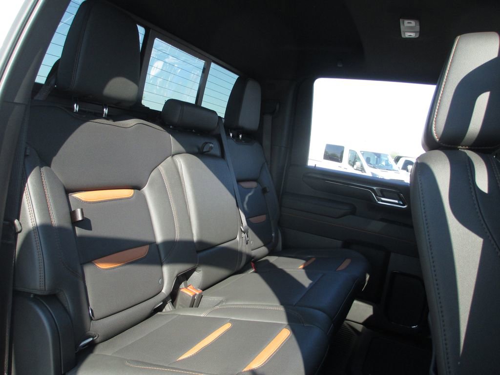 Used 2024 GMC Sierra 2500 AT4 w/ AT4 Premium Plus Package image 27