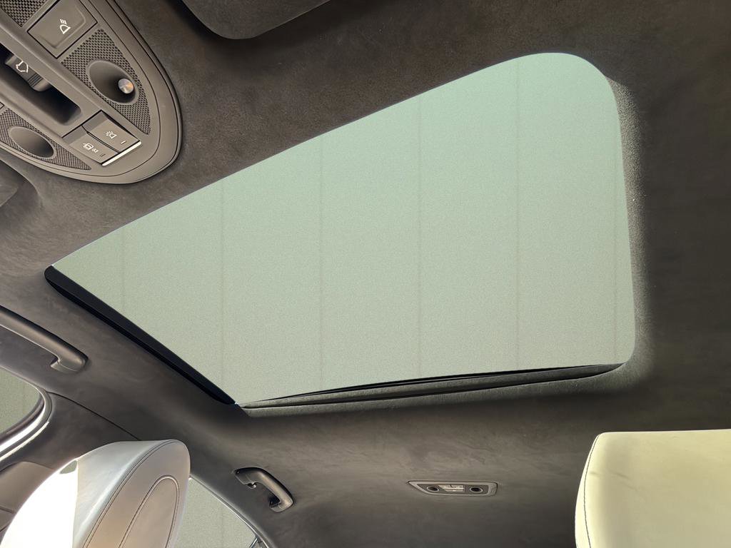 Used 2023 Genesis G70 3.3T w/ Sport Prestige Package image 36