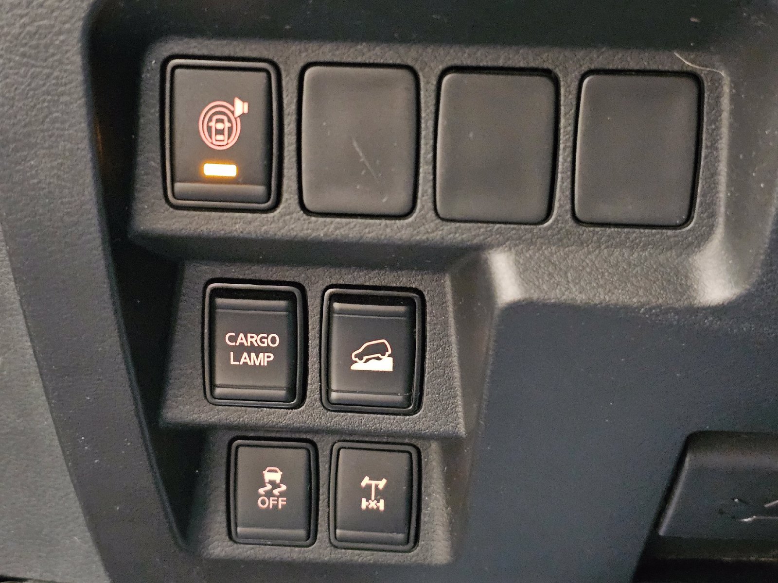 Used 2022 Nissan Frontier PRO-4X w/ Technology Package AWD/4WD image 17