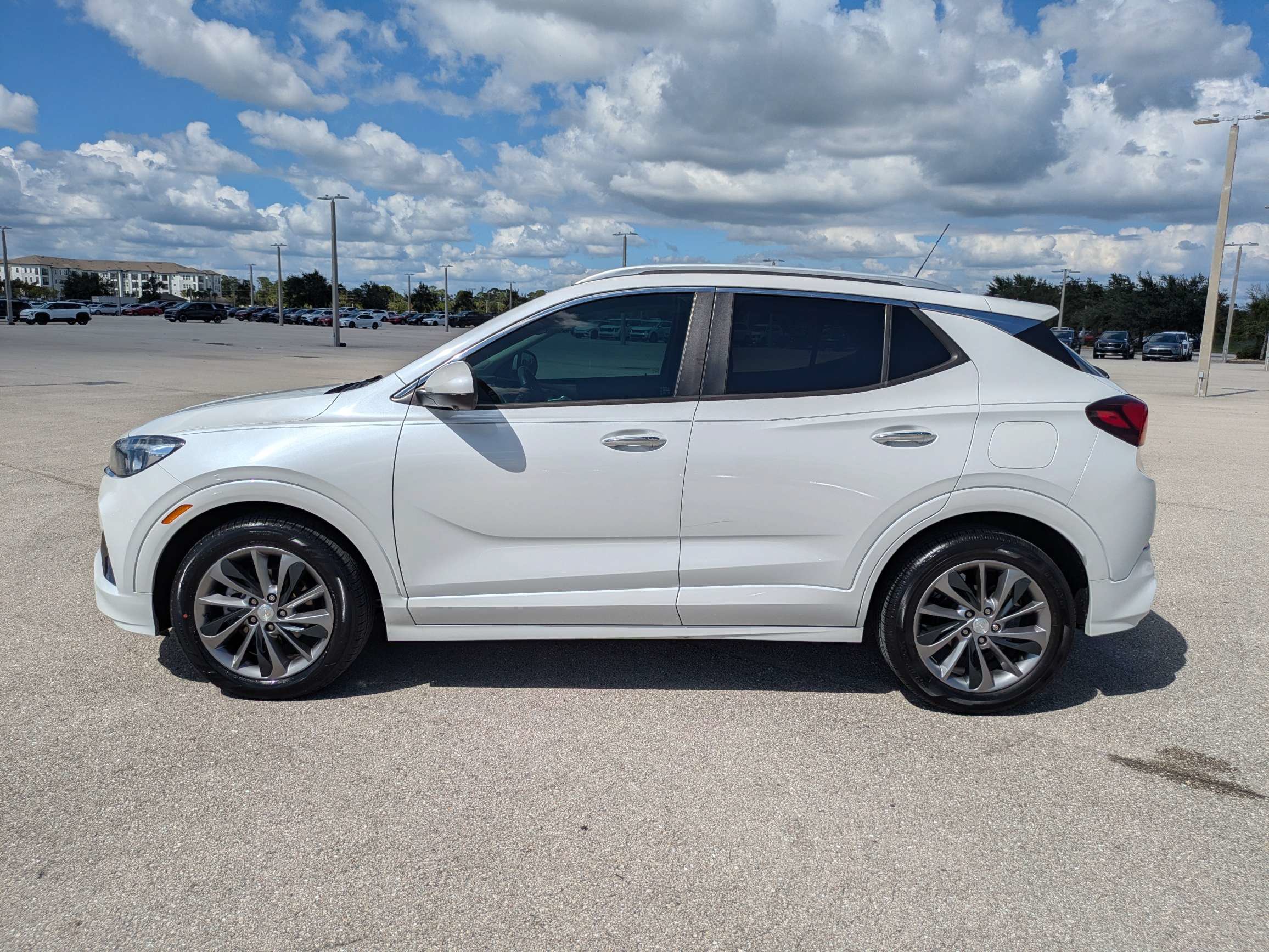 Used 2020 Buick Encore GX Select w/ Experience Buick Package FWD image 7