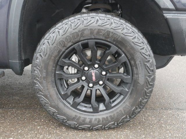 Used 2023 GMC Sierra 1500 AT4X image 15