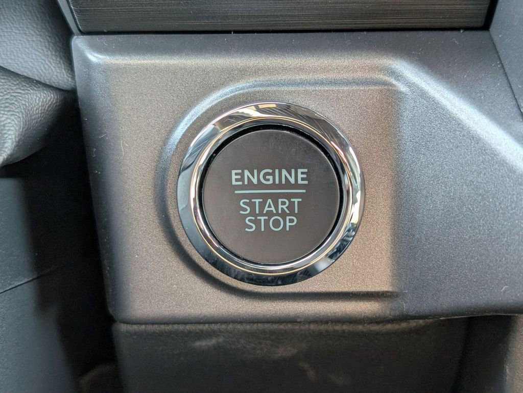 New 2026 Ford F150 XLT w/ Equipment Group 302A MID image 41