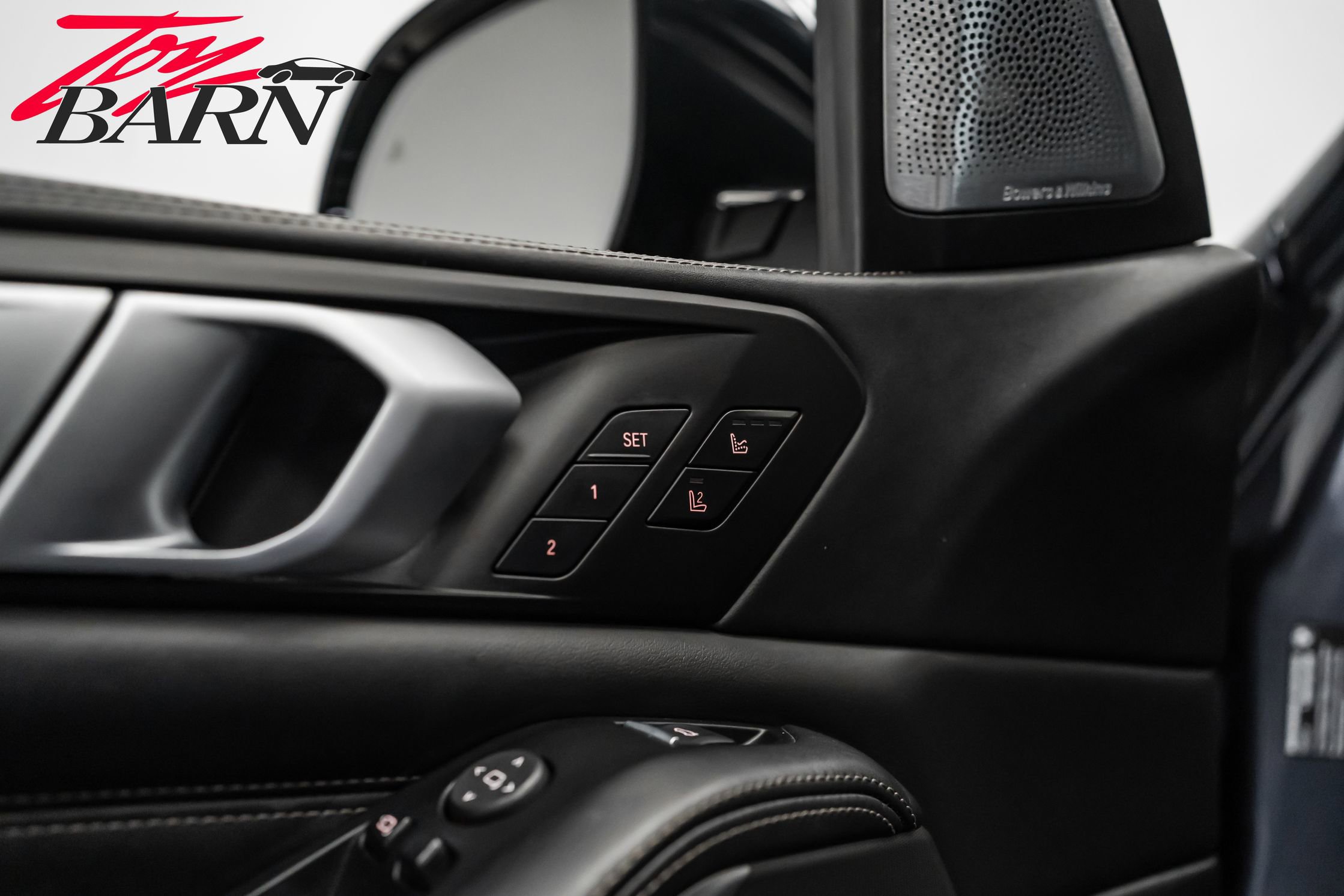 Used 2019 BMW X5 xDrive50i w/ M Sport Package image 22