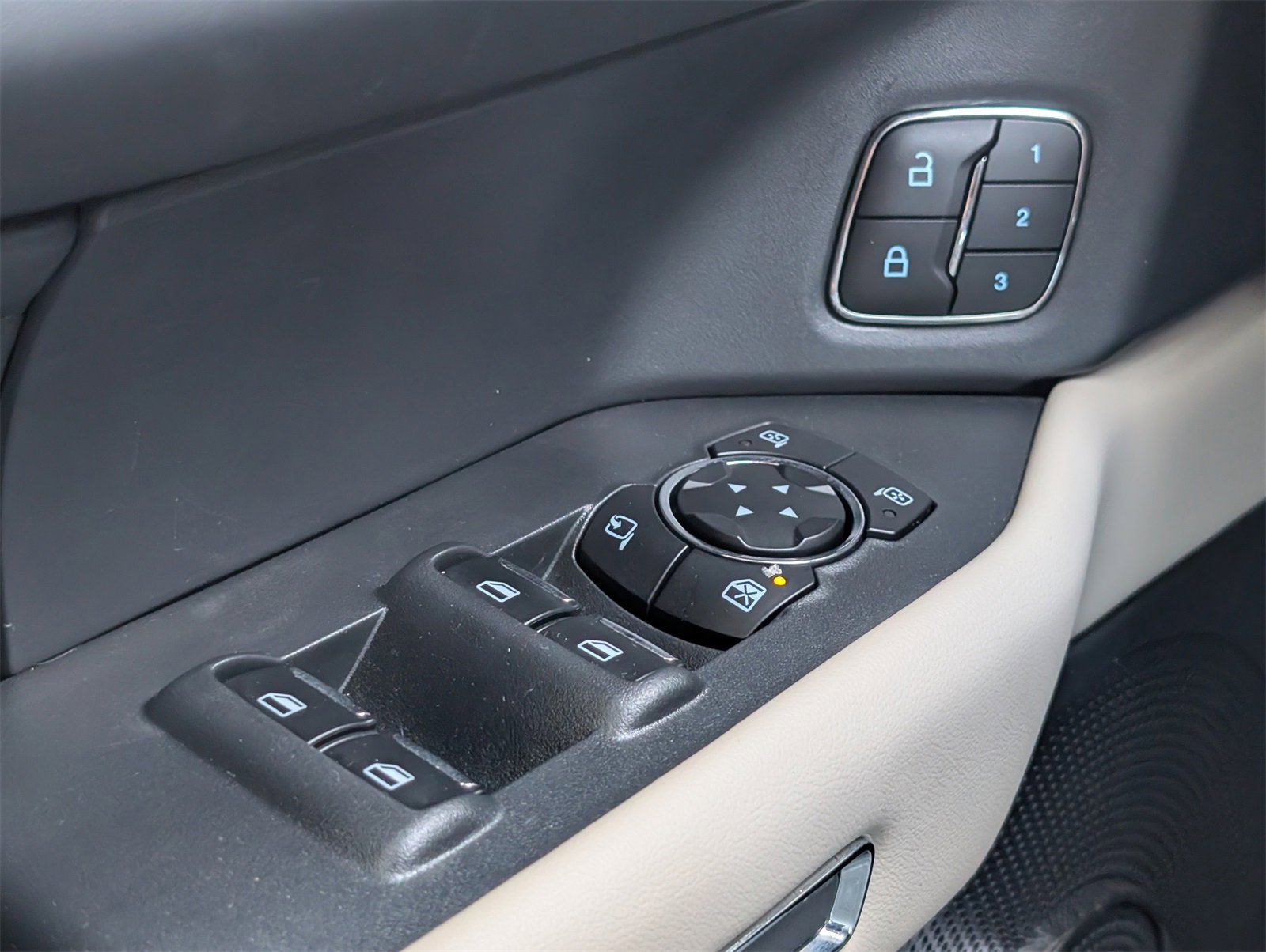 Used 2024 Ford Expedition Max Platinum image 23