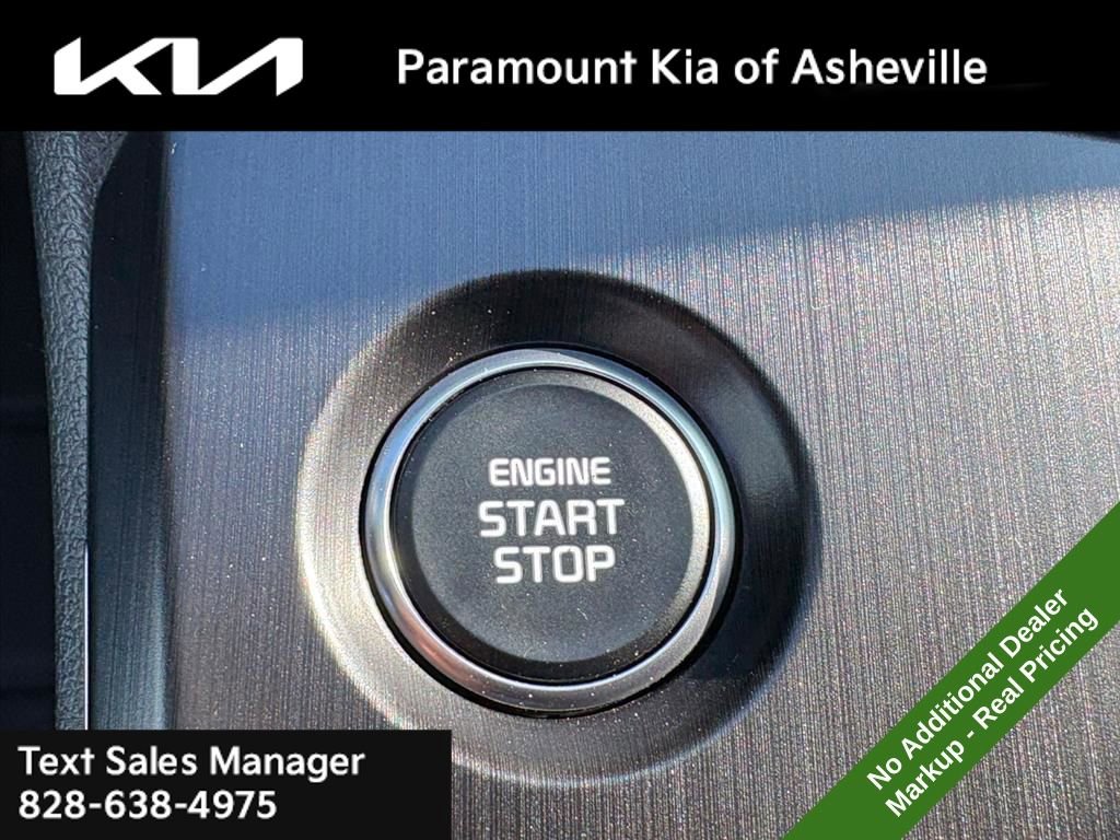 New 2026 Kia Sportage S image 13