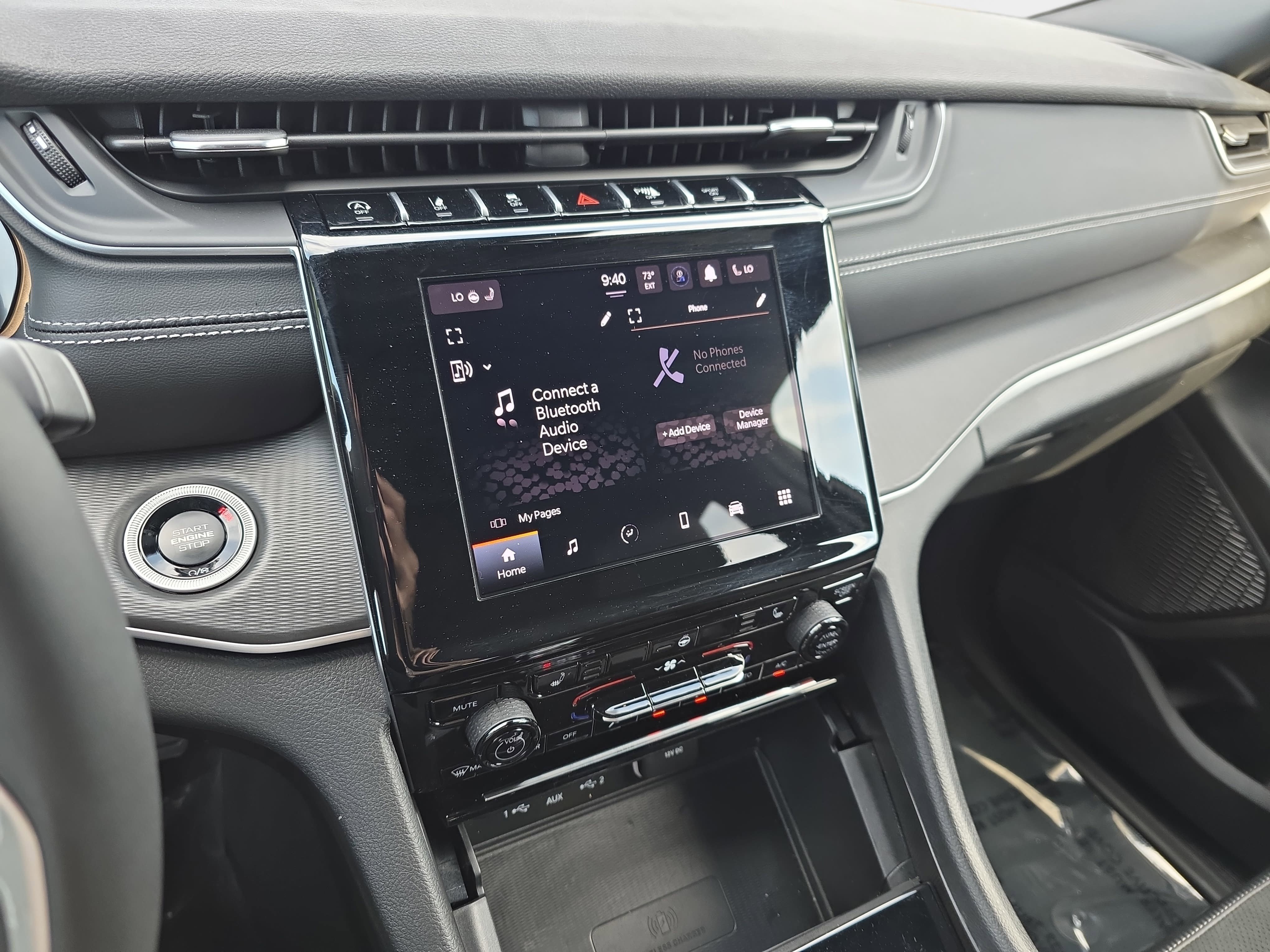 Certified 2025 Jeep Grand Cherokee L Altitude AWD/4WD image 16