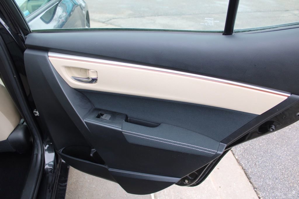 Used 2014 Toyota Corolla LE image 22