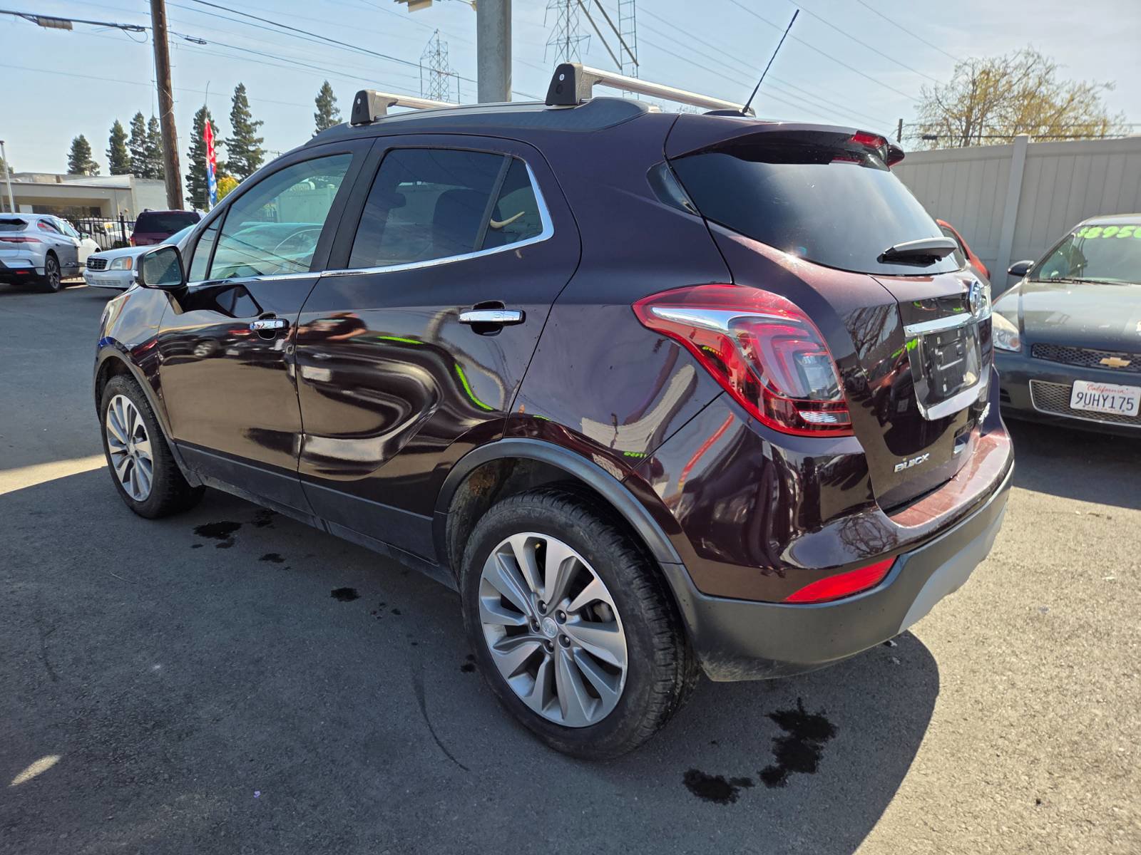 Used 2018 Buick Encore Preferred w/ LPO, Road Trip Package image 2