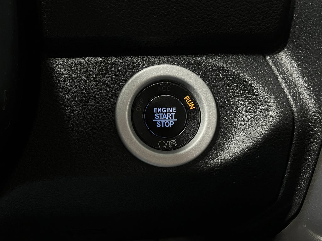 Used 2016 RAM 1500 Laramie w/ Convenience Group image 23