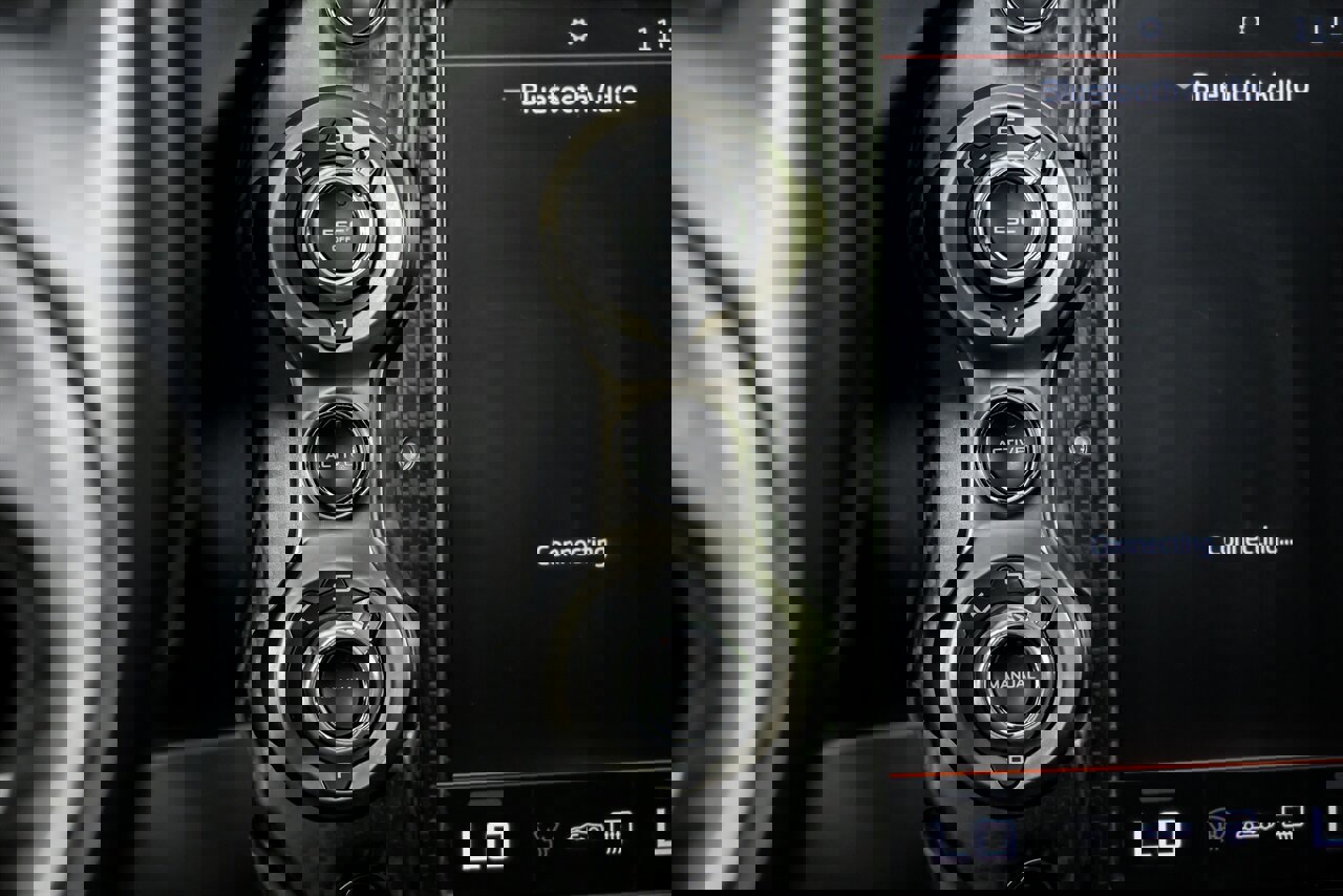 Used 2018 McLaren 720S image 37