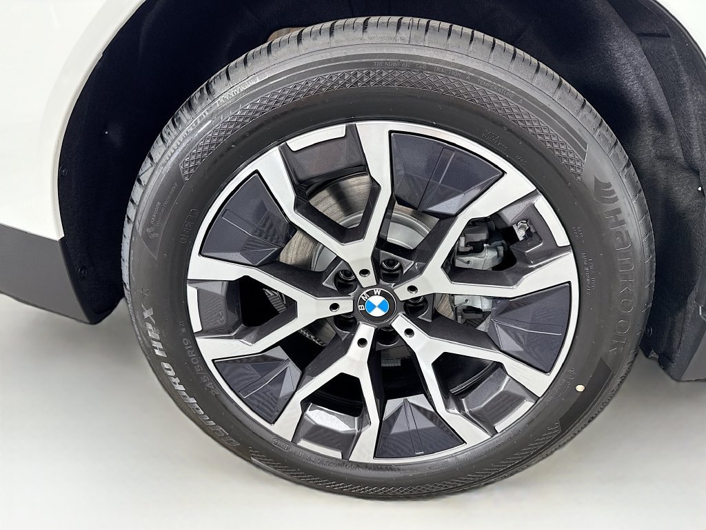Certified 2026 BMW X3 xDrive30i w/ Convenience Package AWD/4WD image 32