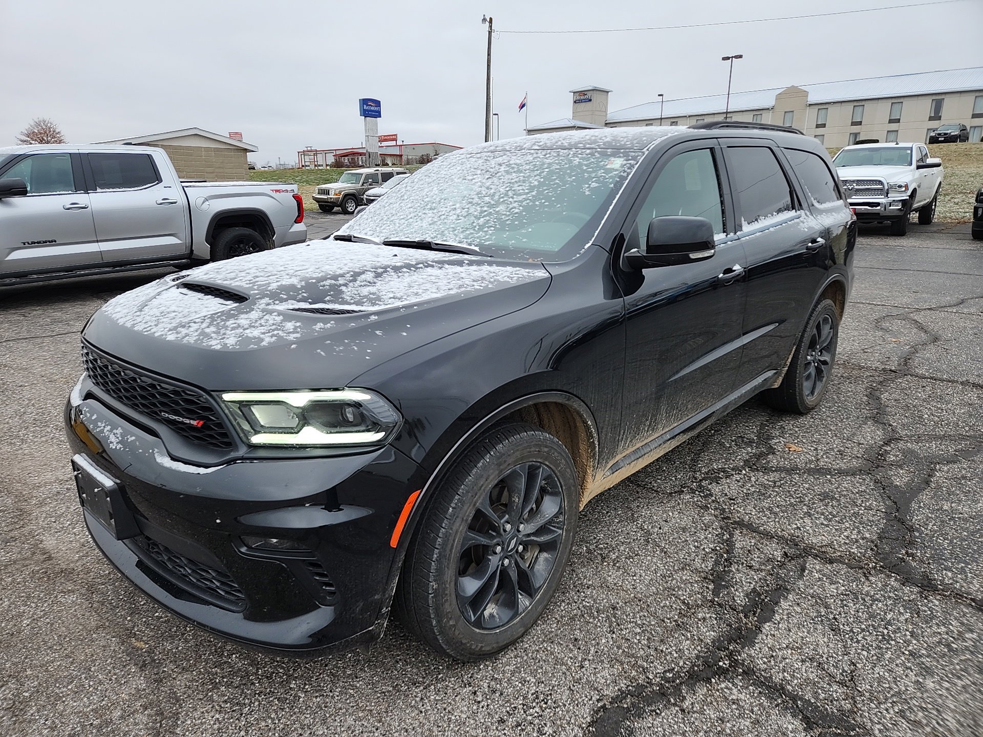 Used 2023 Dodge Durango GT image 3