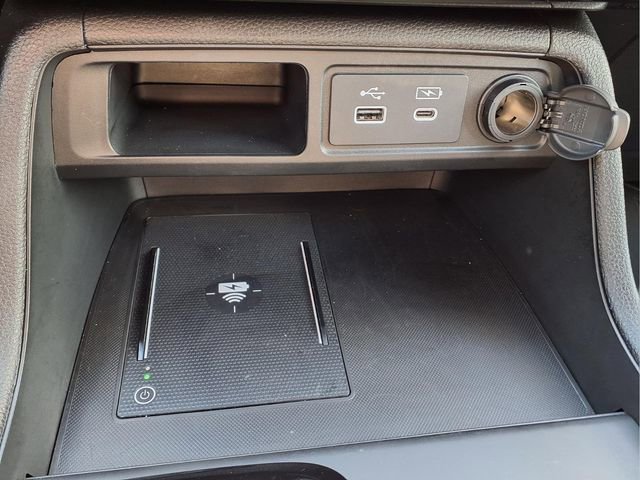 Used 2025 Honda Pilot Black Edition image 26