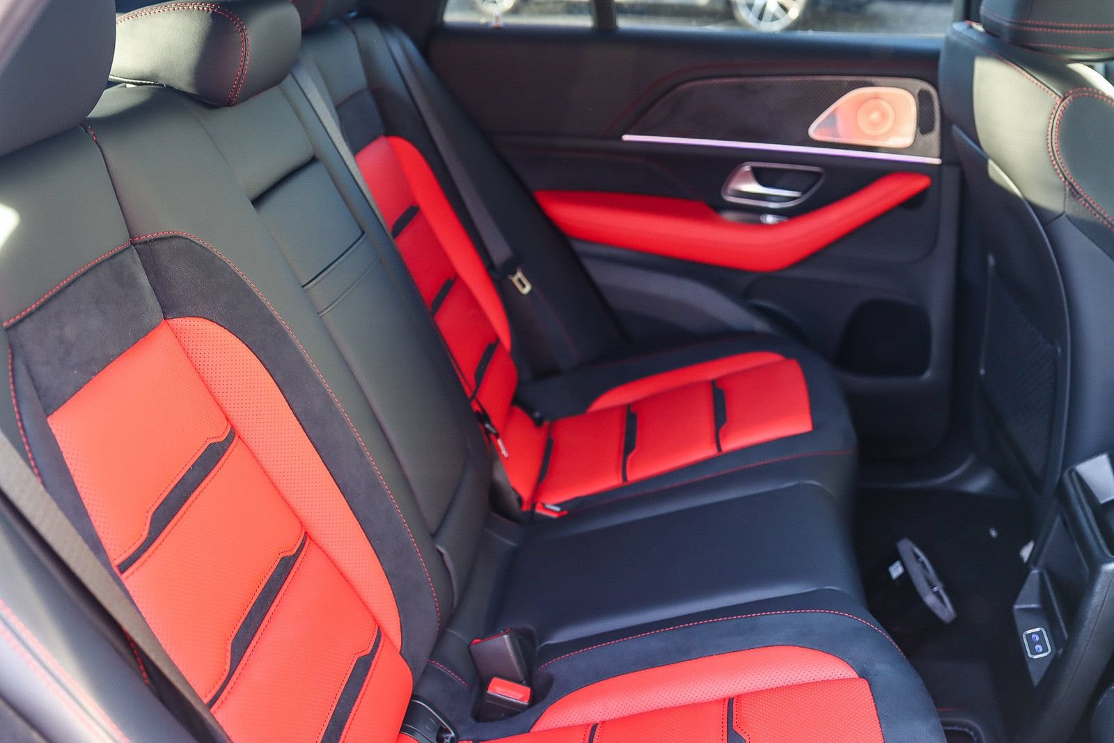 New 2025 Mercedes-Benz GLE 53 AMG 4MATIC Coupe image 16