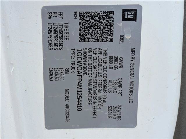 Used 2021 Chevrolet Express 2500 w/ Driver Convenience Package RWD image 19