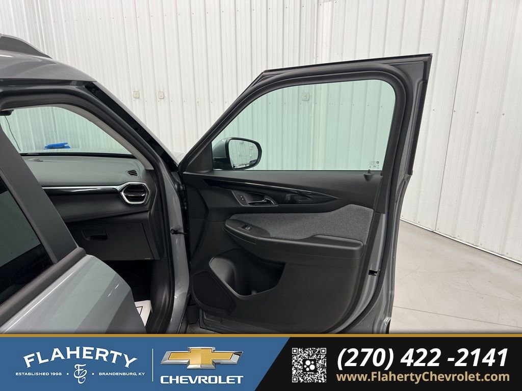 New 2026 Chevrolet TrailBlazer LT w/ Driver Confidence Package image 14