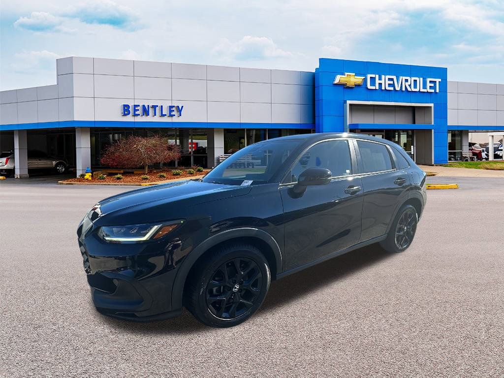 Used 2023 Honda HR-V Sport image 1