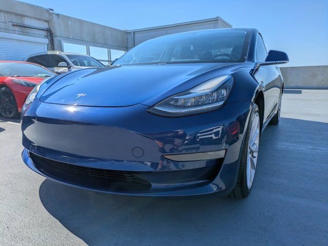 Used 2020 Tesla Model 3 Standard Range Plus image 6
