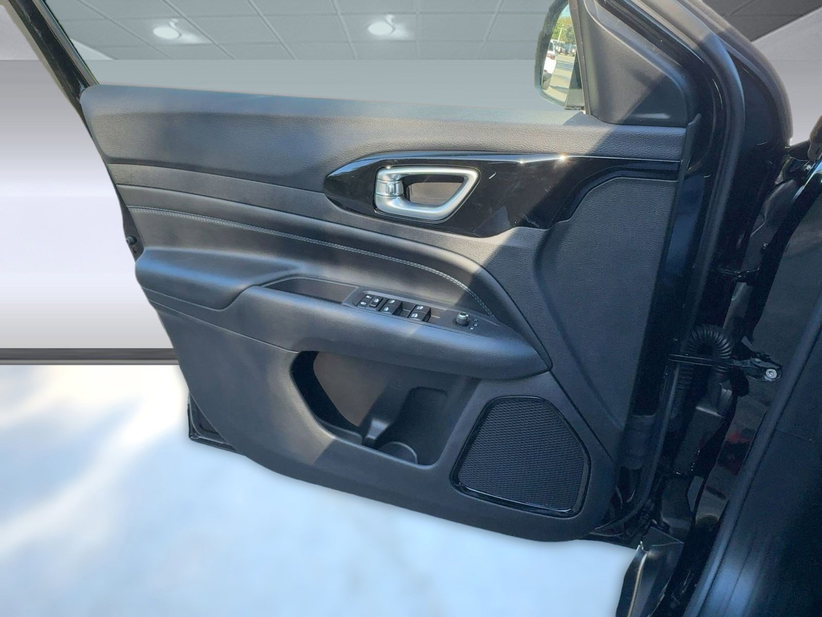 New 2026 Jeep Compass Latitude image 19