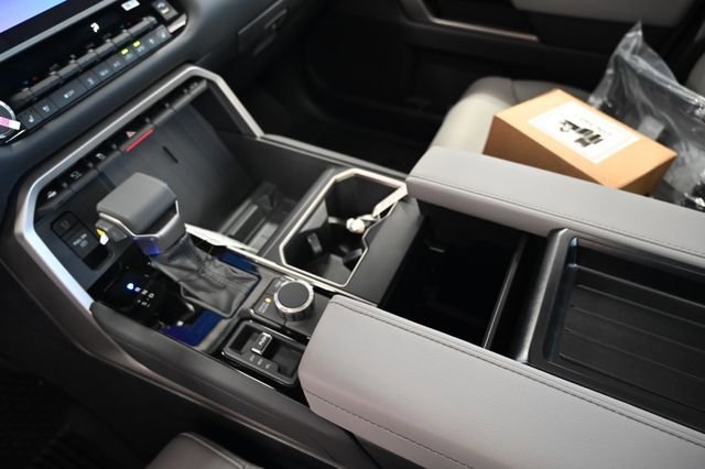 New 2026 Toyota Tundra Limited AWD/4WD image 19