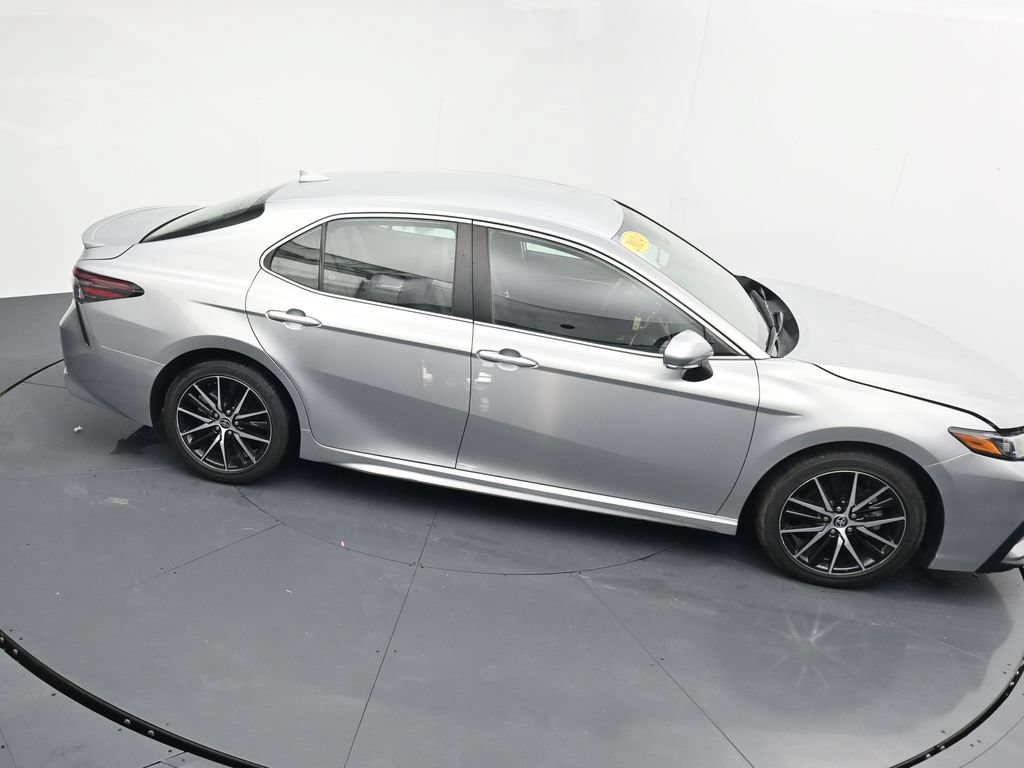 Used 2024 Toyota Camry SE FWD image 32