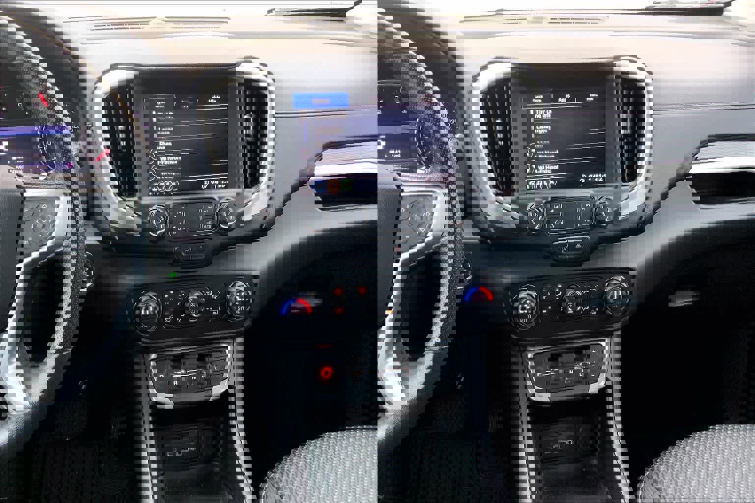 Used 2022 GMC Terrain SLE w/ Driver Convenience Package image 15