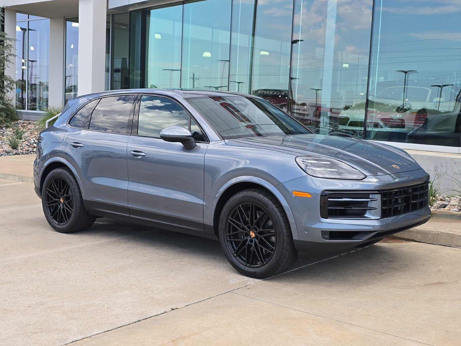 New 2026 Porsche Cayenne AWD/4WD image 9