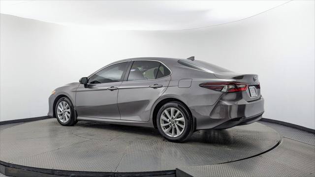 Used 2024 Toyota Camry LE w/ Convenience Package FWD image 4