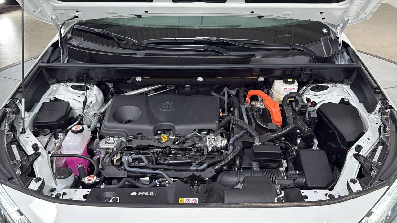 Certified 2025 Toyota RAV4 XLE w/ Convenience Package image 25