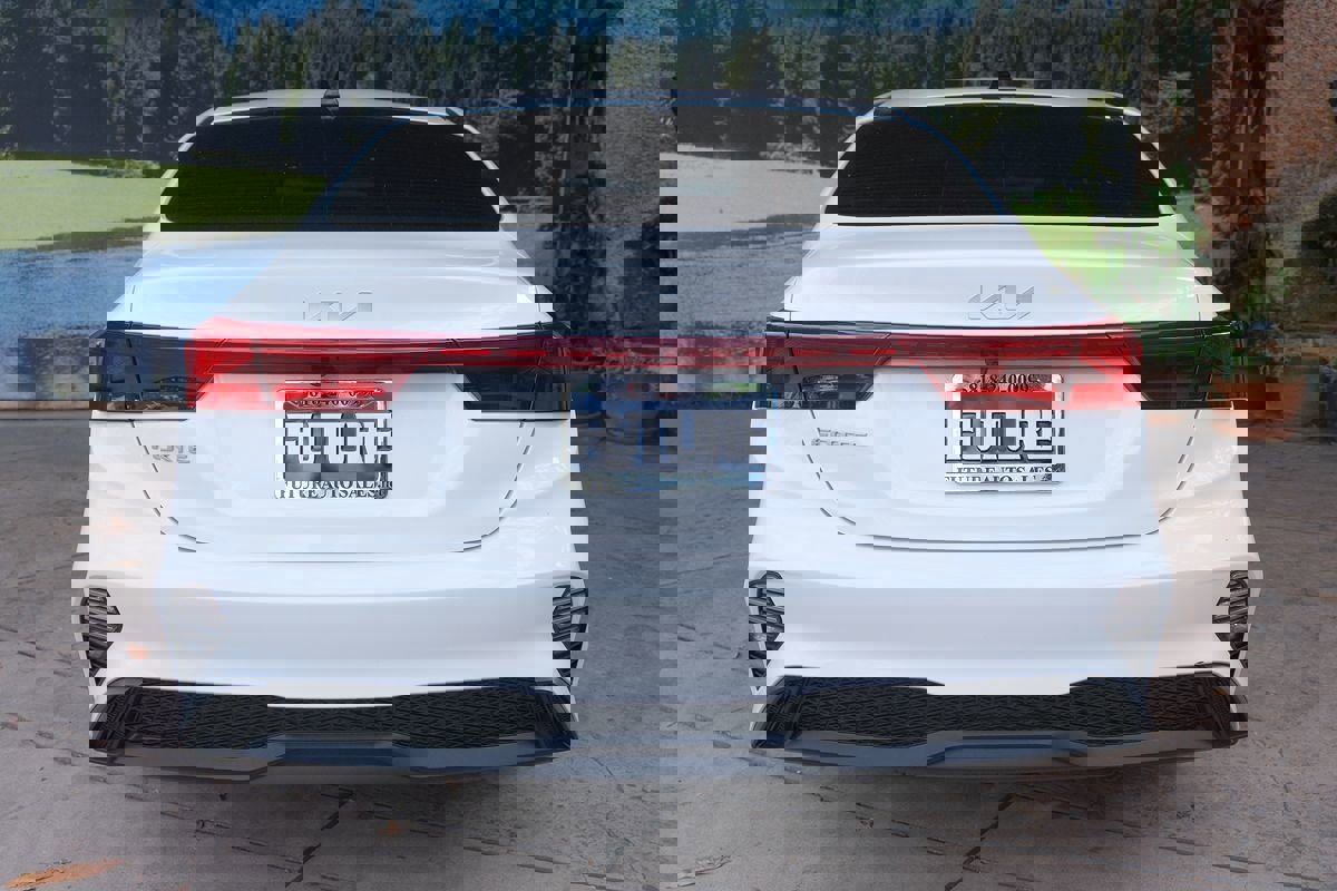 Used 2023 Kia Forte LXS image 5