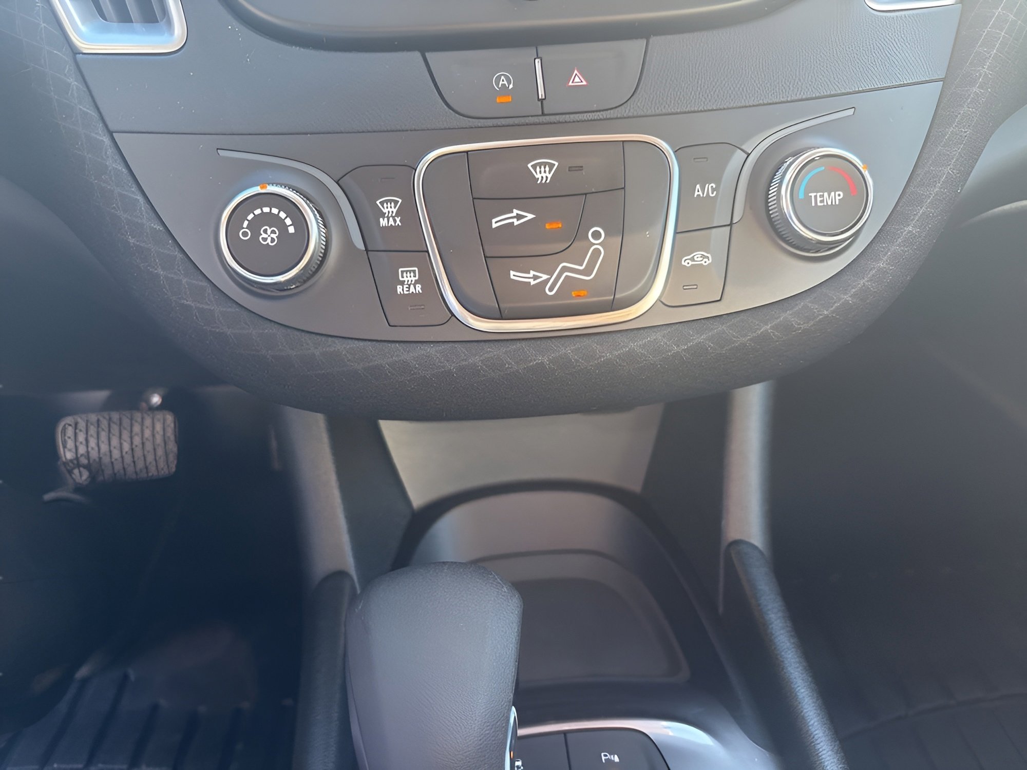 Used 2025 Chevrolet Malibu RS image 18