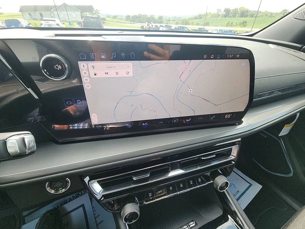 New 2026 Chevrolet Traverse LT w/ Enhanced Driving Package image 18