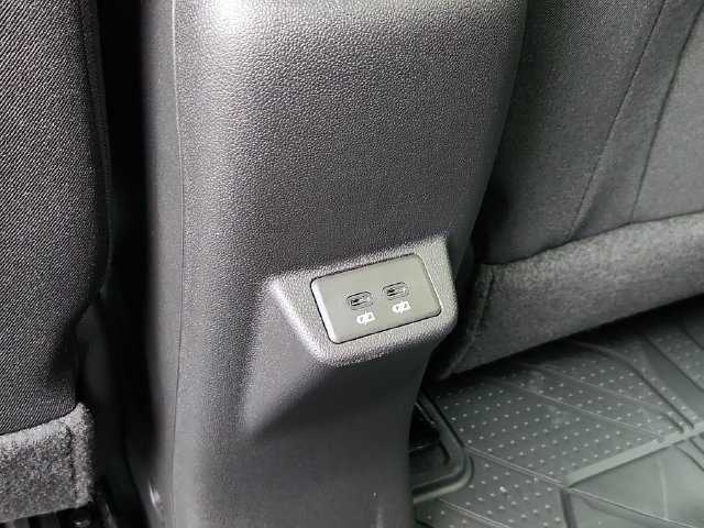 New 2027 Chevrolet Bolt LT w/ Comfort Package FWD image 16