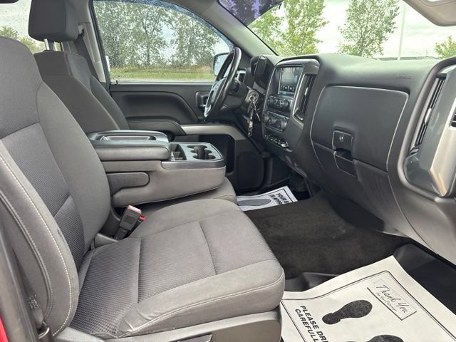 Used 2018 Chevrolet Silverado 1500 LT w/ All Star Edition AWD/4WD image 37
