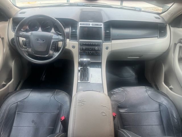 Used 2010 Ford Taurus Limited FWD image 7