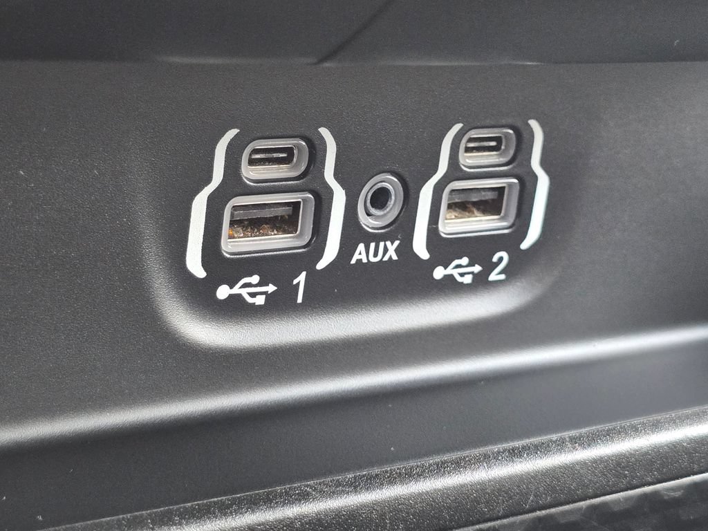 Used 2020 RAM 1500 Laramie AWD/4WD image 28