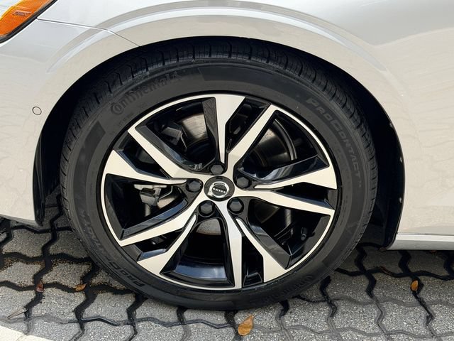 Certified 2023 Volvo S60 B5 Plus w/ Climate Package AWD/4WD image 11