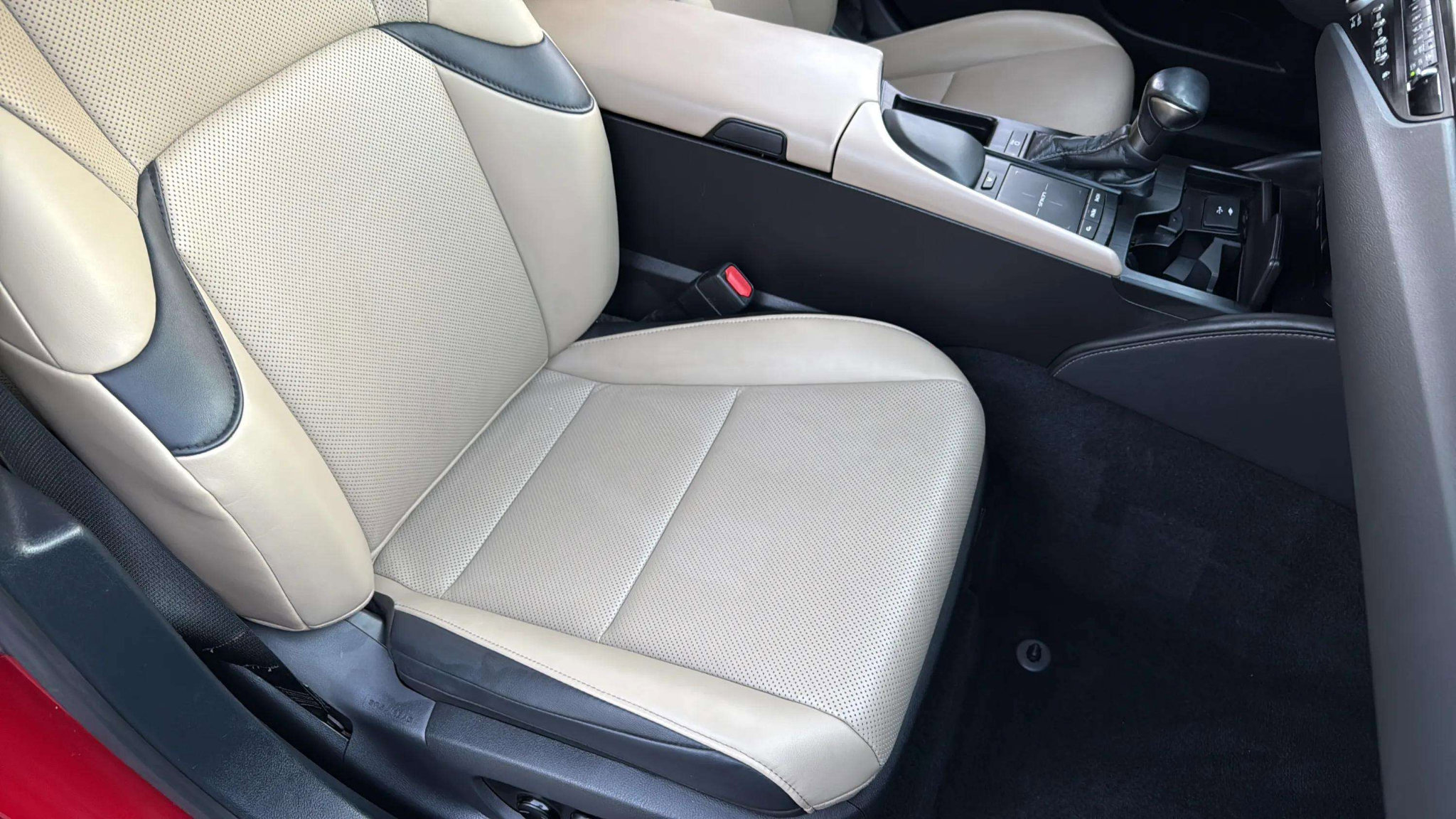 Used 2021 Lexus ES 350 image 18