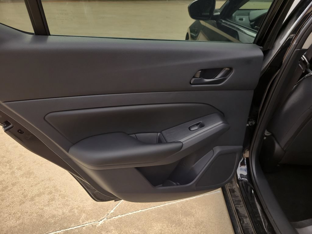Certified 2025 Nissan Altima 2.5 S FWD image 11
