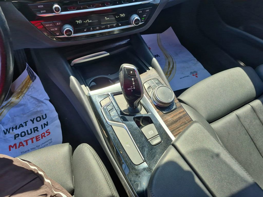 Used 2019 BMW 530i w/ Convenience Package RWD image 15