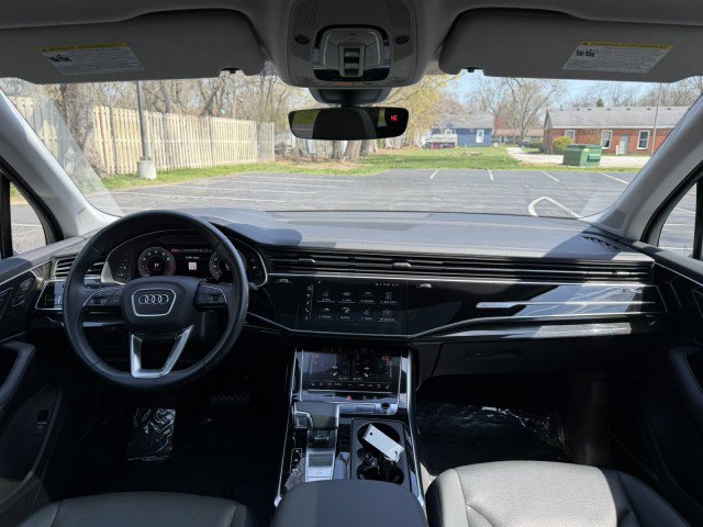 Certified 2023 Audi Q7 3.0T Prestige image 9