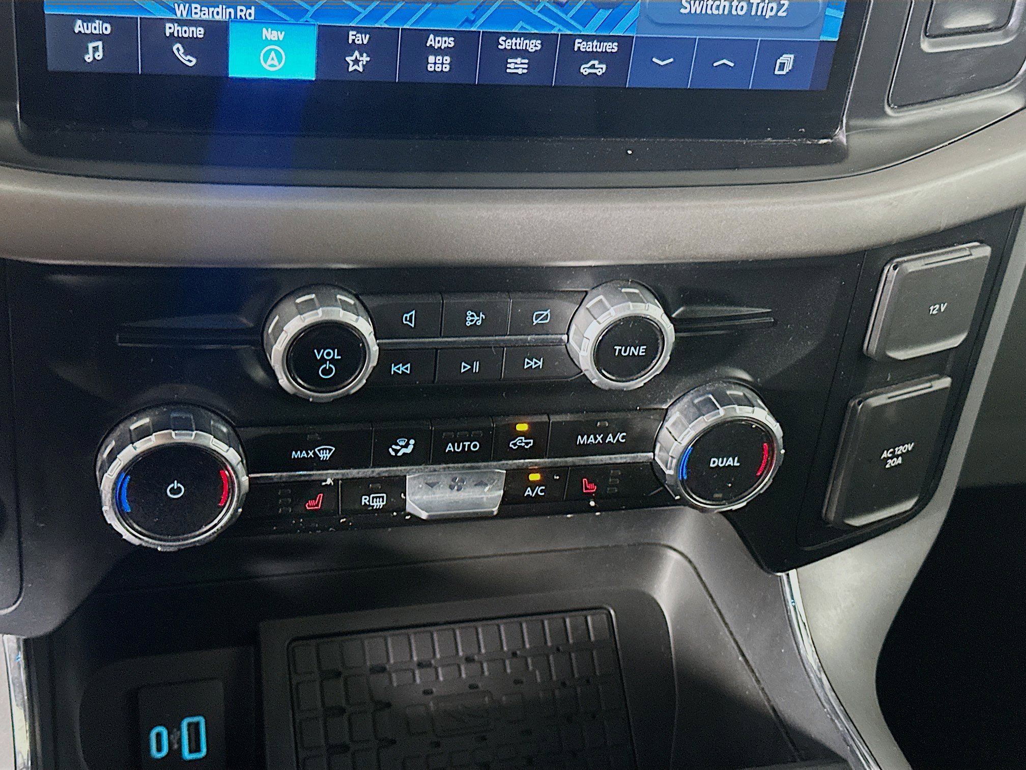 Used 2024 Ford F150 XLT w/ Equipment Group 302A MID image 24