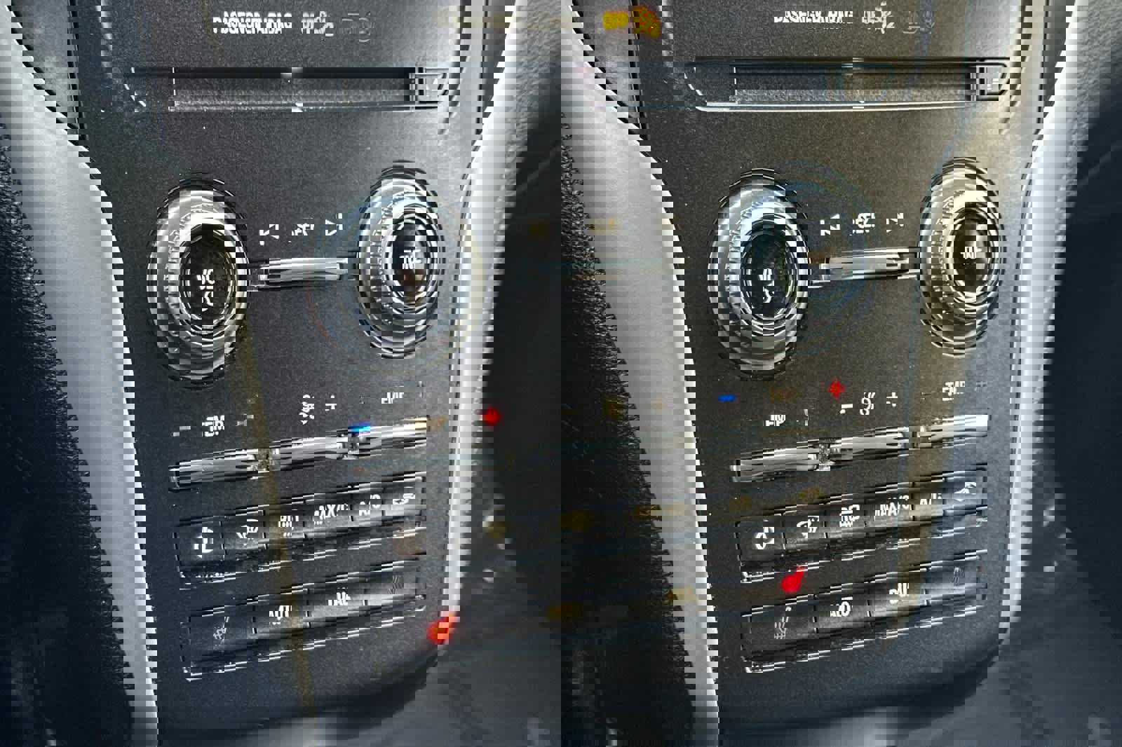 Used 2017 Lincoln MKC Select w/ Select Plus Package image 23