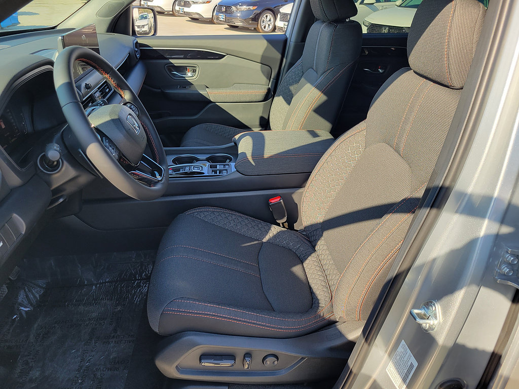 New 2026 Honda Pilot Sport image 17