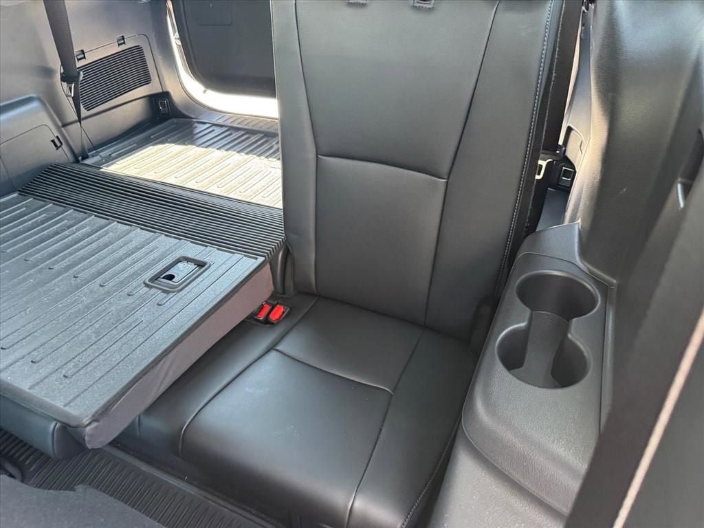 Used 2024 Toyota Highlander Platinum AWD/4WD image 18