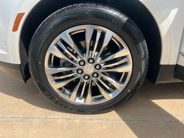 Used 2017 Cadillac XT5 Premium Luxury w/ Driver Assist Package image 27