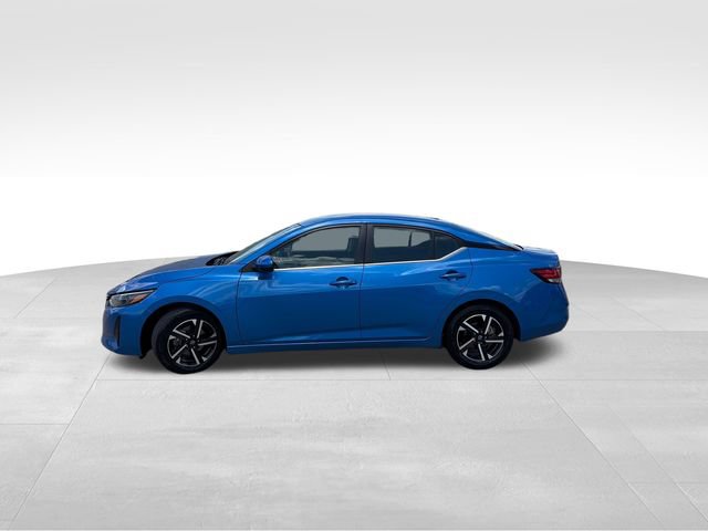 Used 2024 Nissan Sentra SV FWD image 3
